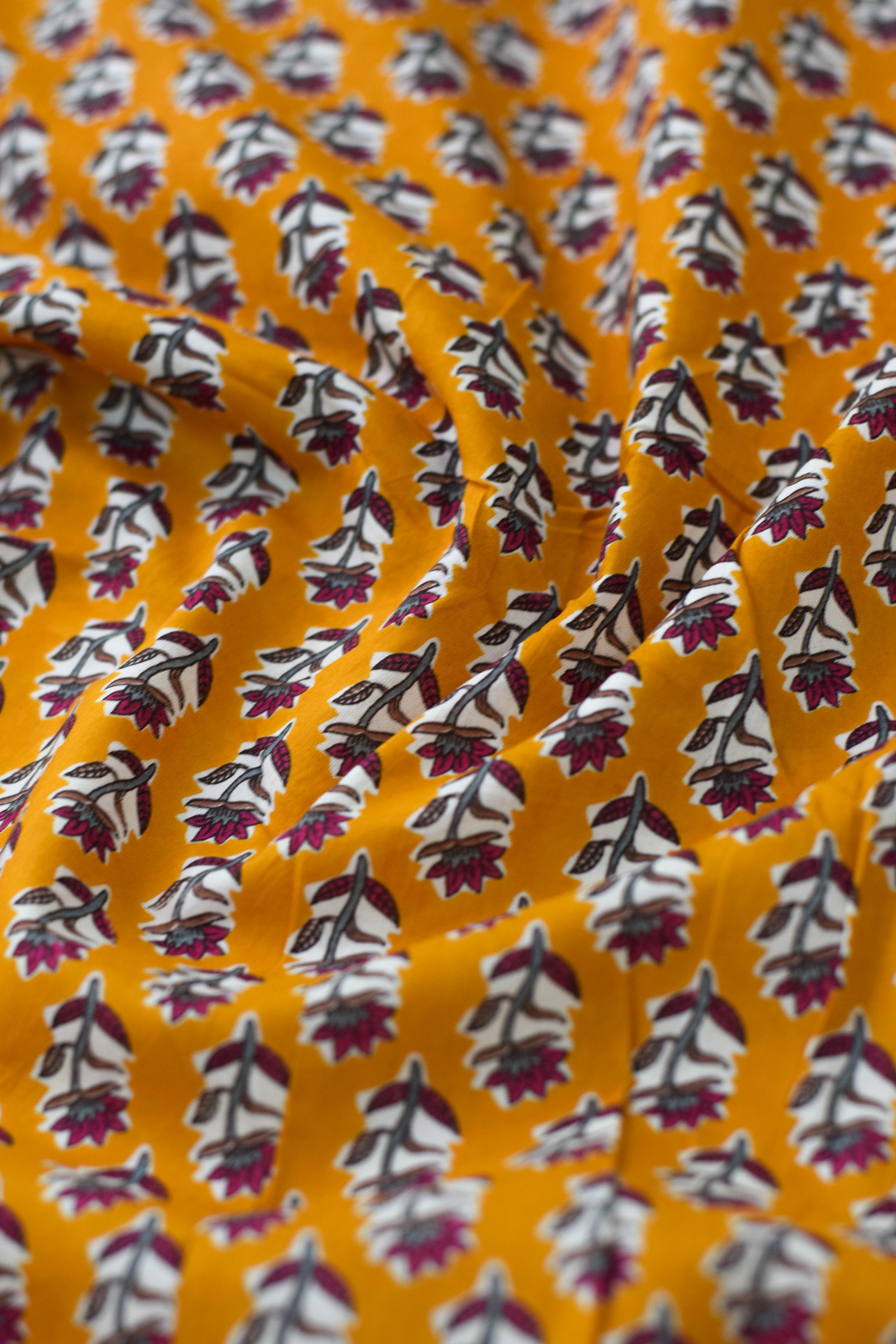 Cotton unstitched fabric